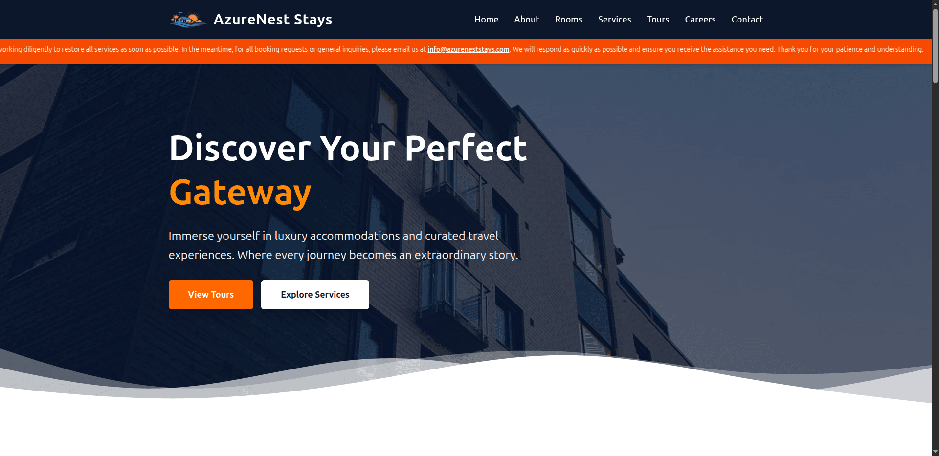 AzureNest Stays screenshot